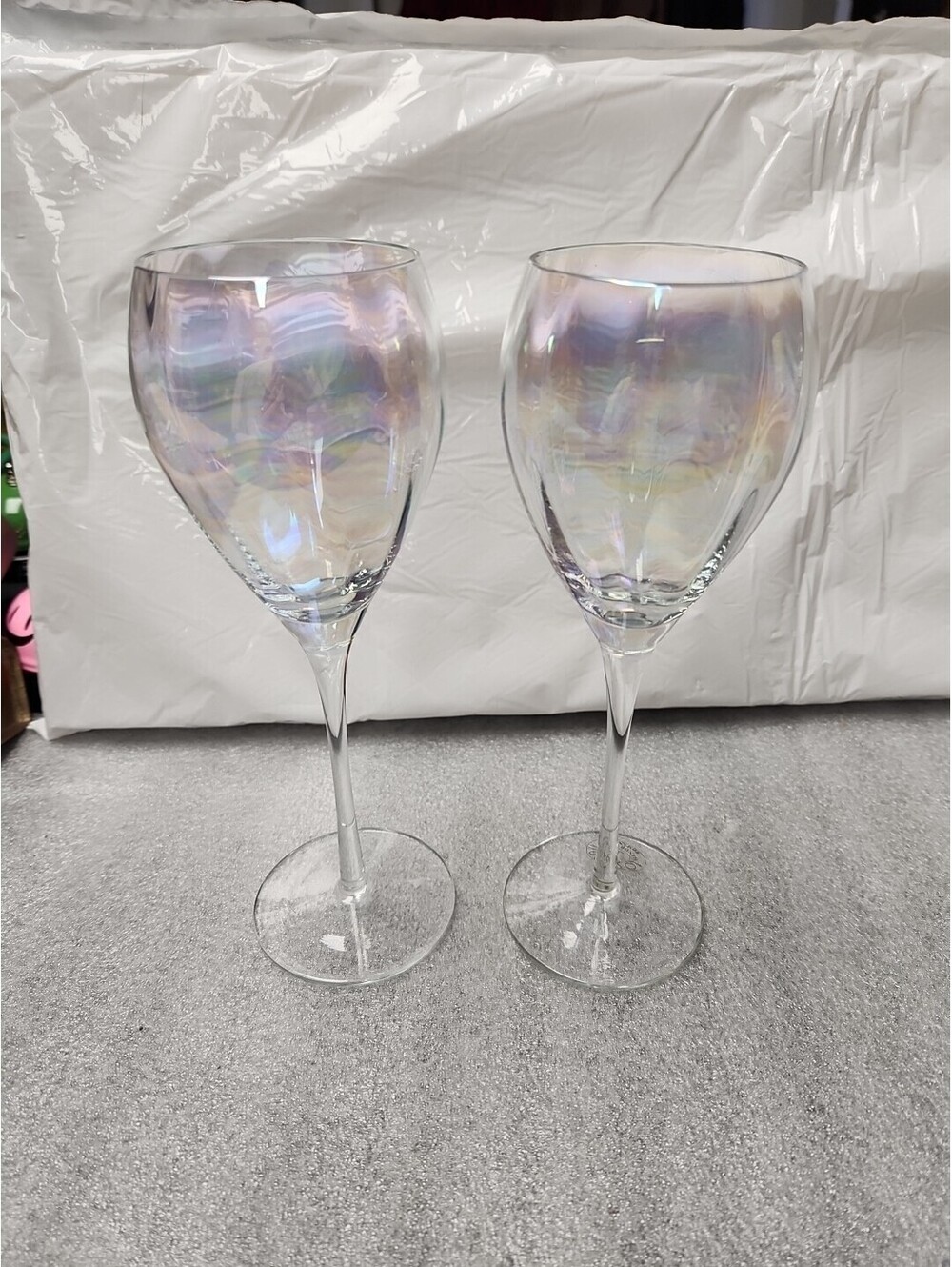 Toscany Crystal Romania Hand Blown Wine Glasses Set Of 2 Rainbow Iridescent!.